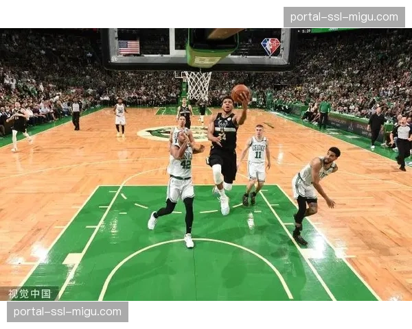 《竞技网》战术分析：维拉如何利用双边锋宽度，制造转换进攻空间