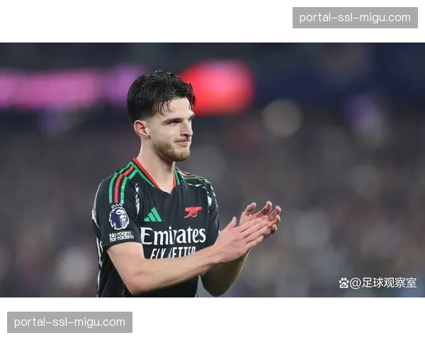 “足球进校园”计划在伦敦东区小学启动,赖斯担任首日导师 “足球进校园”计划在伦敦东区小学启动,赖斯担任首日导师